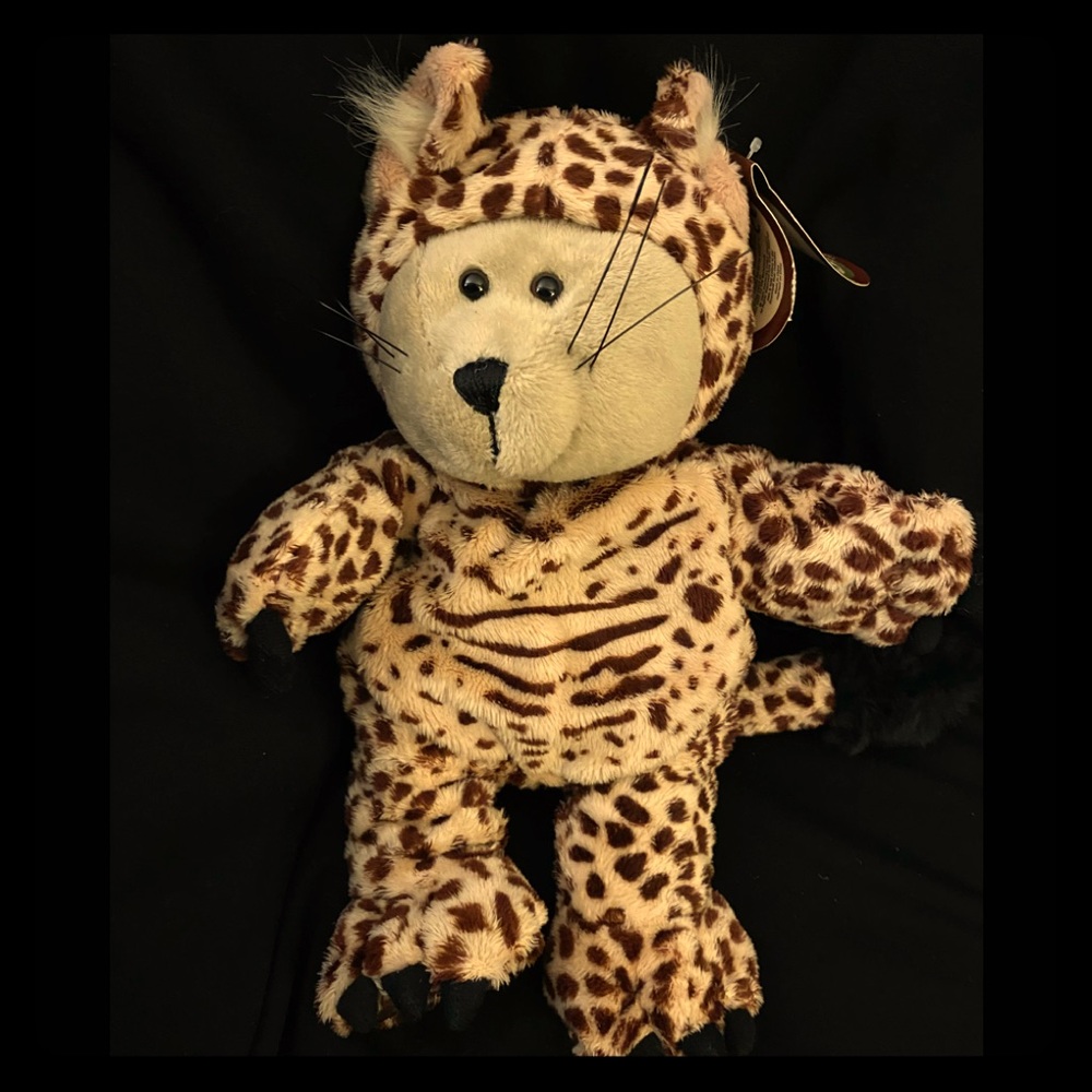 Anne Geddes Baby in Leopard Outfit